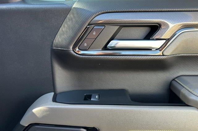 2024 Chevrolet Silverado 1500 Crew Cab Short Box 4-Wheel Drive ZR2