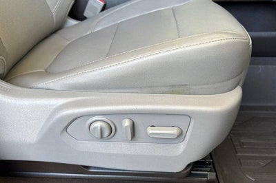 2019 GMC Sierra 1500 Crew Cab Short Box 4-Wheel Drive SLT