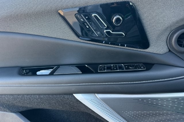 2027 Cadillac OPTIQ Luxury