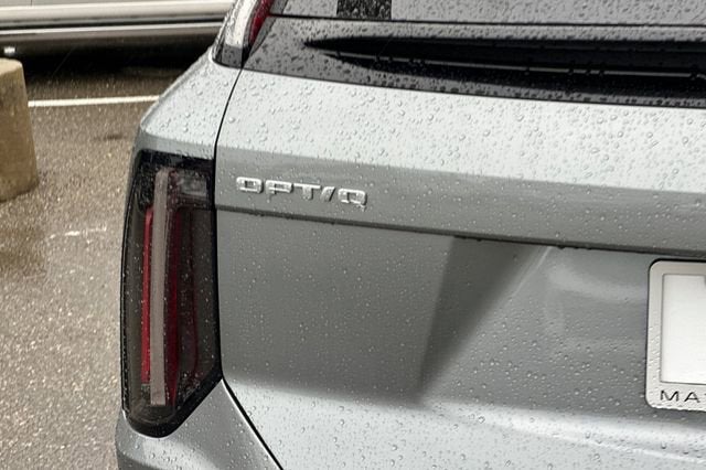 2025 Cadillac OPTIQ Luxury 1