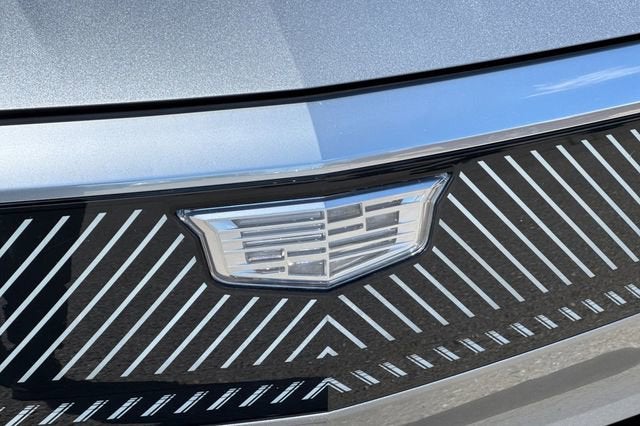 2025 Cadillac OPTIQ Luxury 1