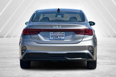 2023 Kia Forte LXS IVT